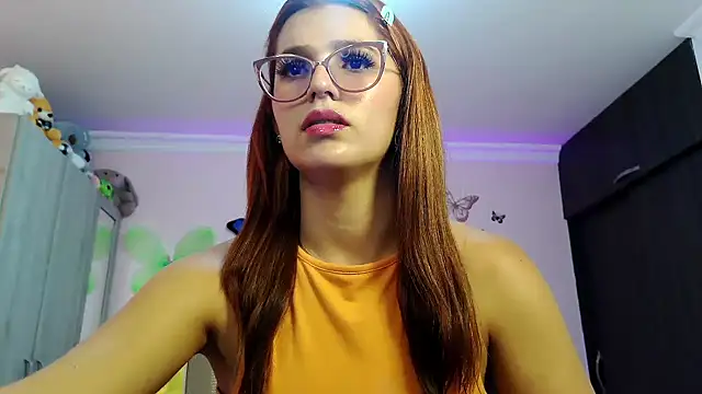 Snapshot of caroline_jonson chatting on September 11, 2:28 pm caroline jonson online show from September 11, 2:28 pm
