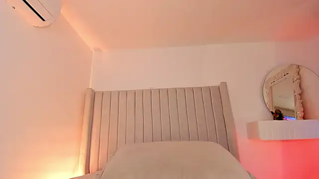 Shelynna azzul online show from March 25, 8:34 pm