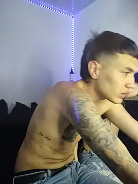 Tifanny Sweett online show from December 2, 4:20 pm