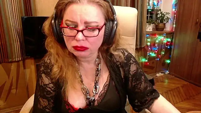 Miss Tress online show from March 13, 10:22 pm