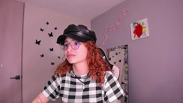 valentina 27 online show from June 11, 3:25 am