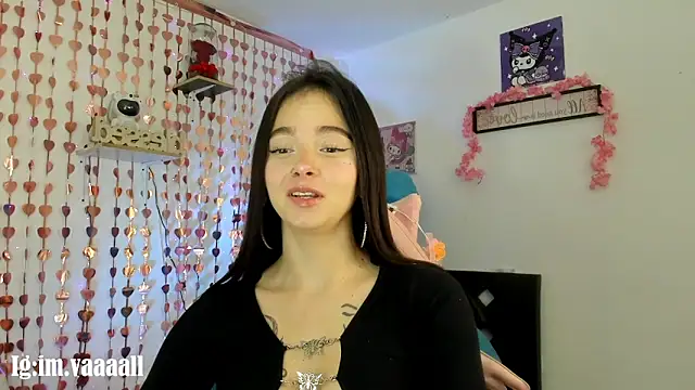 lucyy tay online show from November 6, 6:47 pm