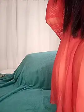 Annie       online show from December 19, 11:41 pm