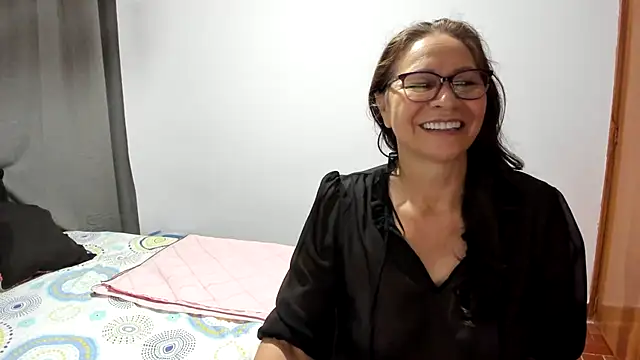 Carlaa-69 online show from December 5, 10:38 am