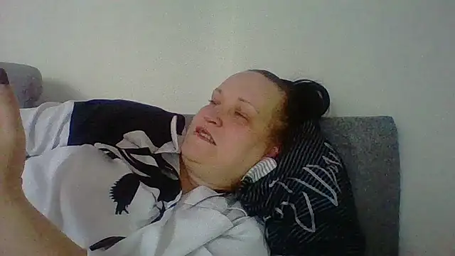  squirty cum lady  online show from November 23, 7:00 am