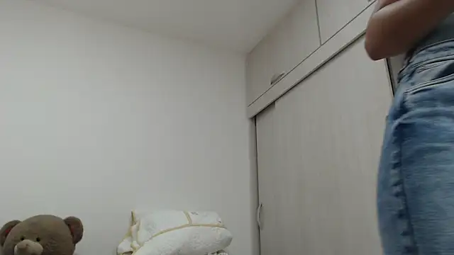 Amelia Debora Antonella online show from November 10, 1:06 pm