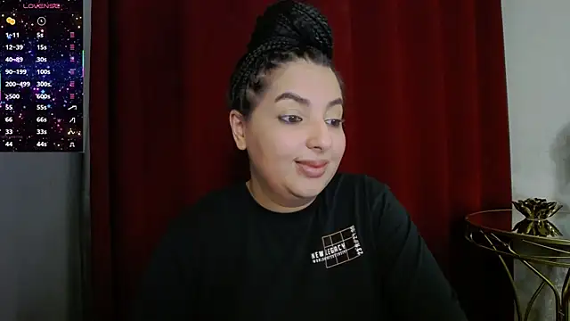 Snapshot of BustyAllyy chatting on October 16, 6:21 pm BustyAllyy online show from October 16, 6:21 pm