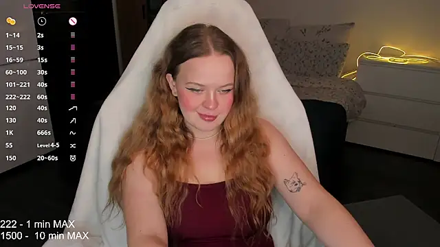 Snapshot of HANNA_MONTANAS chatting on September 30, 6:46 pm HANNA MONTANAS online show from September 30, 6:46 pm
