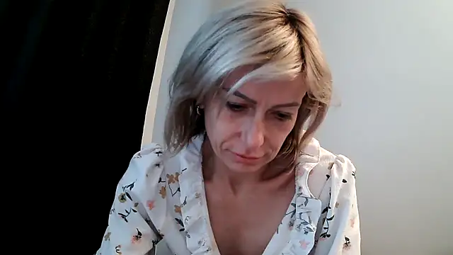 anechka1 online show from October 21, 11:47 am