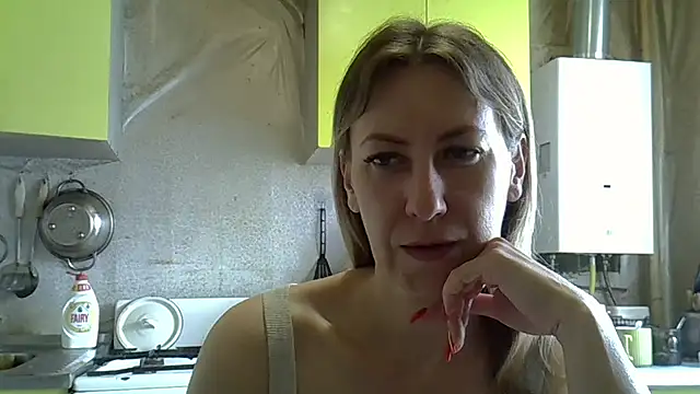AshleyXHoney online show from June 4, 6:40 am
