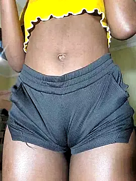 julietunderwoood online show from November 12, 9:40 am