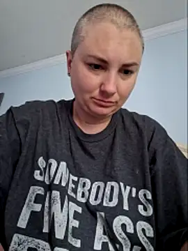 MilfyMrsRobinson online show from May 22, 1:20 pm