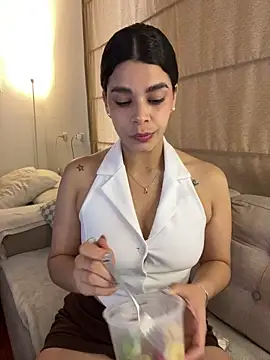 Leah Honey26 online show from June 4, 9:52 pm