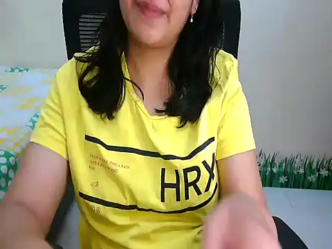 Inviting Aanya online show from November 11, 5:36 am