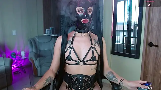 tevenwhiite online show from February 20, 5:25 pm