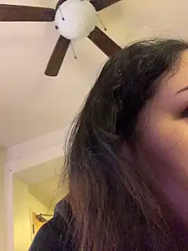 holyeroticss online show from December 21, 2:05 am