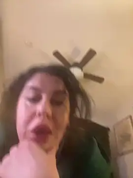 holyeroticss online show from February 21, 4:02 am