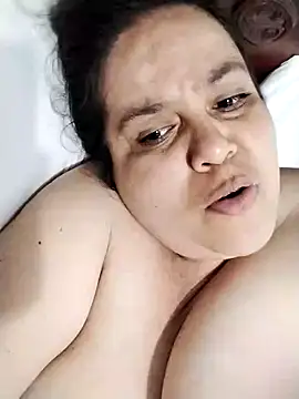 lunanataly online show from November 24, 12:45 am