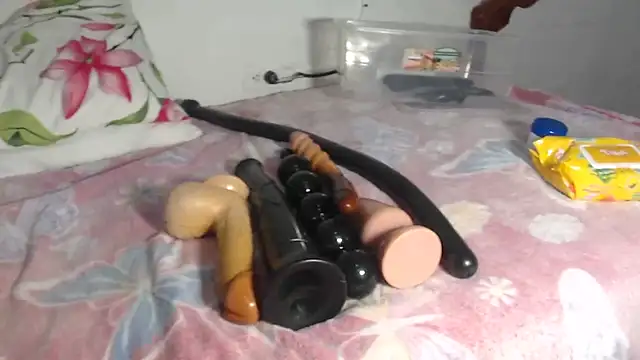 ruby07 online show from October 28, 8:57 pm