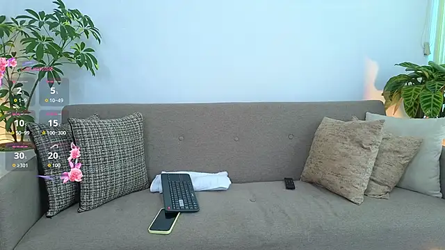 Snapshot of ScarlletFoxx chatting on October 28, 9:52 pm ScarlletFoxx online show from October 28, 9:52 pm