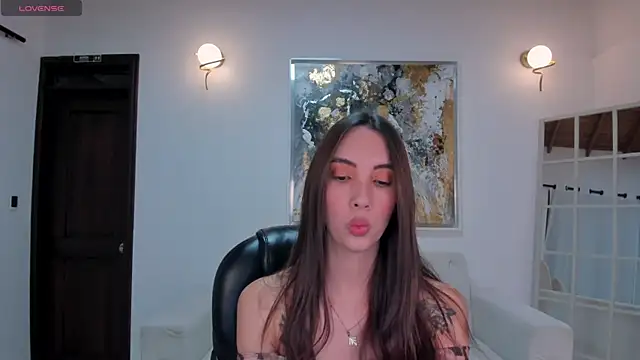 Snapshot of AnaisNin chatting on October 3, 3:55 am AnaisNin online show from October 3, 3:55 am