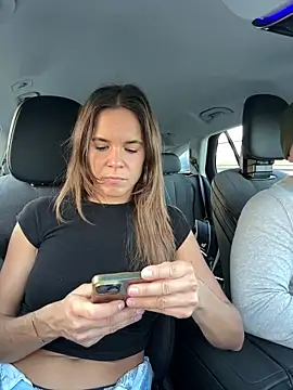 JuicyFruits93 online show from December 15, 2:00 pm