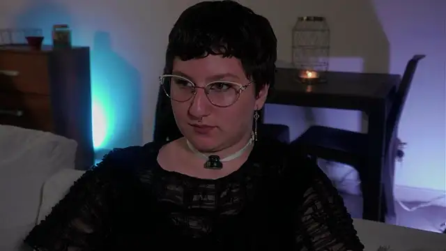 Ximenna Cruz online show from September 24, 11:04 pm