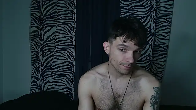 JackDesFeux online show from April 25, 7:00 am