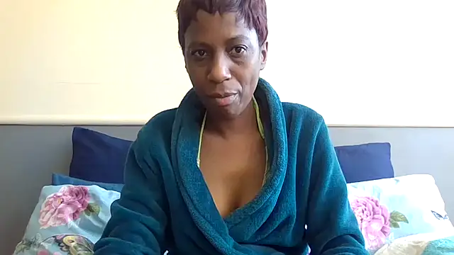 AfricanPrincesss2 online show from July 30, 8:04 am