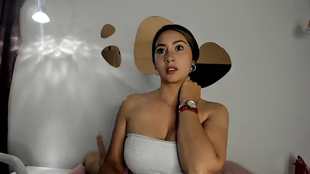 ValentinaaF online show from February 27, 11:54 am