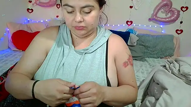 celestehot707rs online show from March 28, 11:14 pm