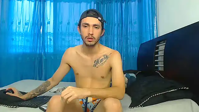 Snapshot of Hot_Sharks_ chatting on September 10, 11:21 am Hot Sharks online show from September 10, 11:21 am
