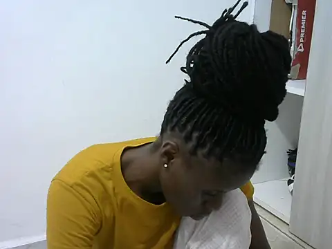 hottgirlval online show from July 5, 12:33 pm