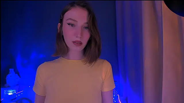 Snapshot of ellaamber chatting on September 10, 11:49 pm ellaamber online show from September 10, 11:49 pm