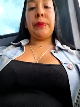 Bella keny online show from June 3, 2:33 pm