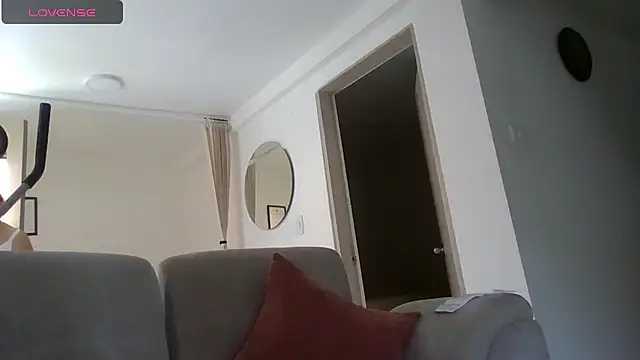 saramartinez1000 online show from February 18, 6:07 pm