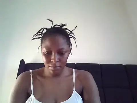 Midnight Clique  online show from October 8, 8:18 am