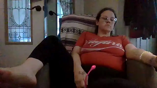 velvetta  online show from October 12, 7:16 pm