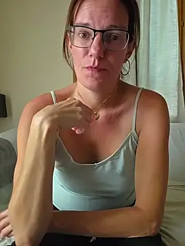 SpiceLea online show from July 26, 12:46 pm