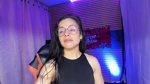 Snapshot of rosse_2504 chatting on September 9, 5:46 pm rosse 2504 online show from September 9, 5:46 pm