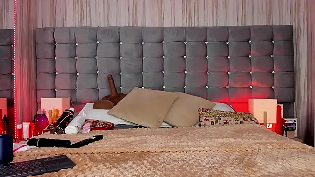 Poacahontasfg online show from April 14, 3:50 am