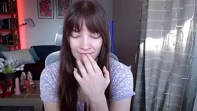 kenzie x online show from March 13, 7:53 am