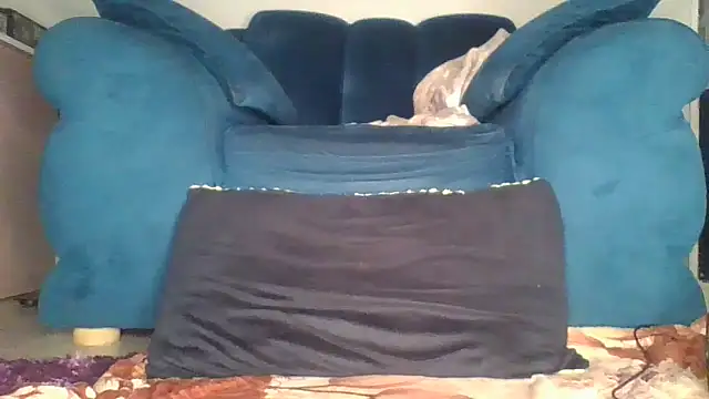 SquirtQueen222 online show from May 19, 6:20 am