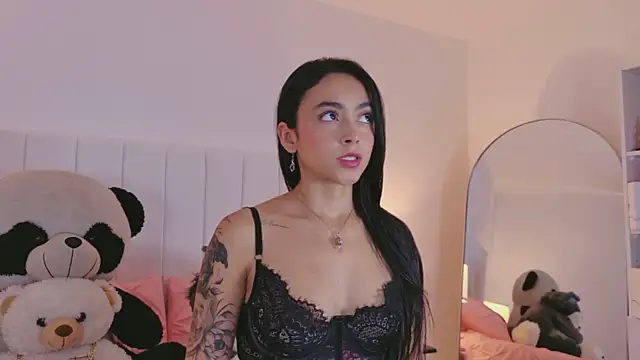 HannaClarrk  online show from April 16, 8:08 pm