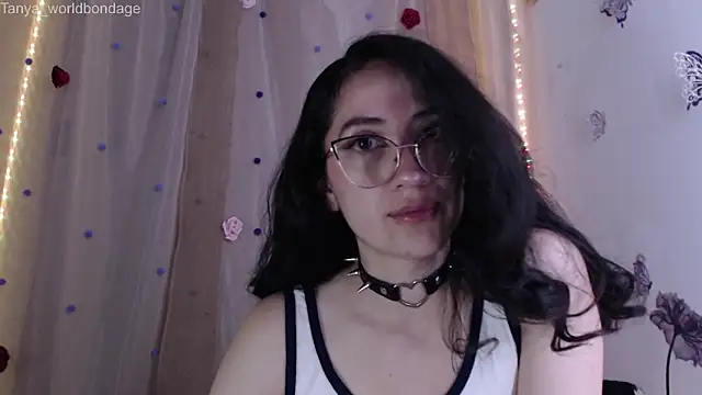 Tanya WorldBondage online show from June 5, 12:15 am