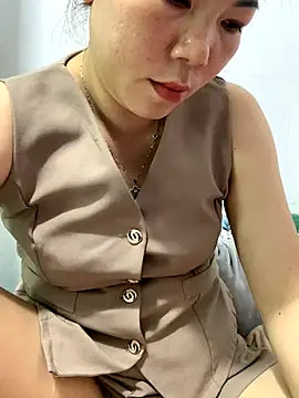 Snapshot of Baby-bigtits chatting on September 13, 3:47 am Baby-bigtits online show from September 13, 3:47 am