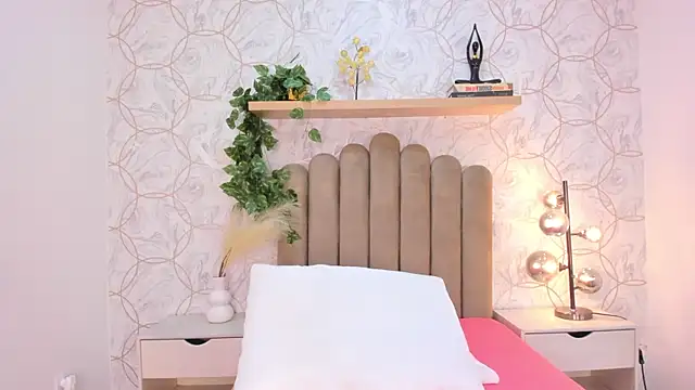 Roma  love online show from November 24, 12:29 pm