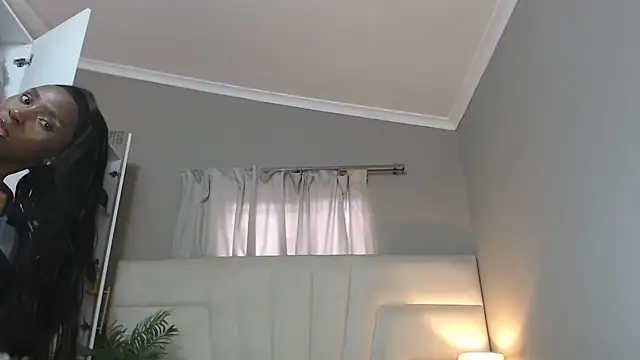 naughtyblackdolie online show from September 23, 5:38 am