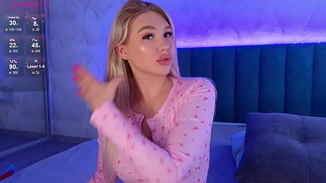 DreamPussyy online show from June 16, 5:41 am