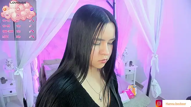 Hanna  Becker  online show from February 5, 12:46 am